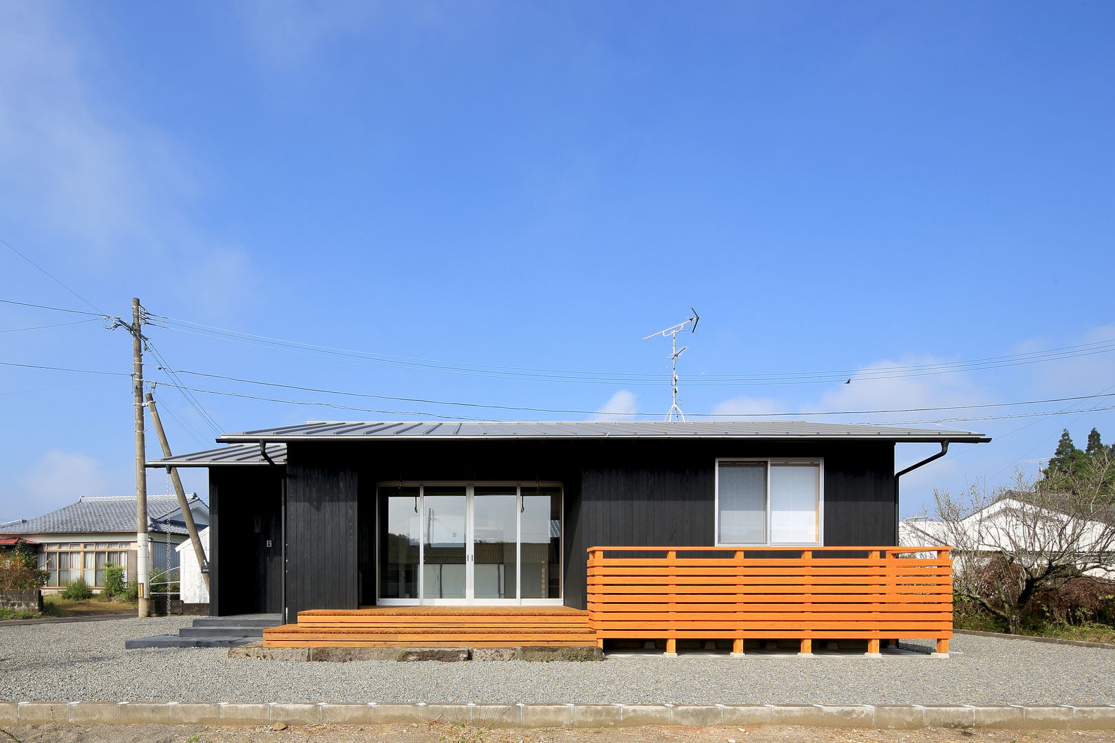 平塚町の家～20坪の豊かな暮らし～, ㈱ライフ建築設計事務所 ㈱ライフ建築設計事務所 Casas minimalistas Madera Acabado en madera