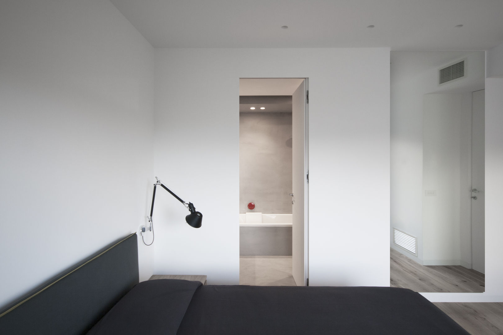 Casa A157, Studio DiDeA architetti associati Studio DiDeA architetti associati 미니멀리스트 침실