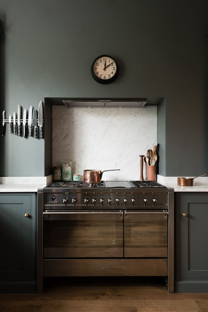 The Bloomsbury WC1 Kitchen by deVOL deVOL Kitchens Cozinhas clássicas