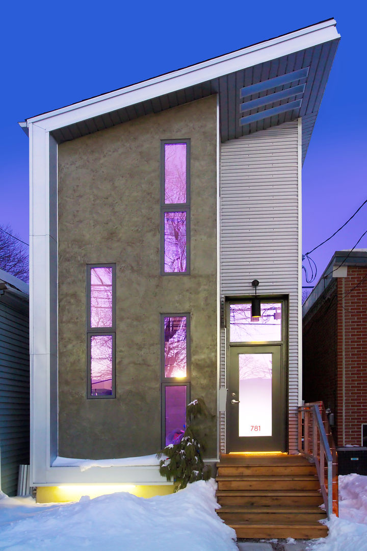 Mini Craven, Linebox Studio Linebox Studio Minimalist house Building,Property,Purple,Blue,Window,Snow,Sky,Wood,Shade,Violet