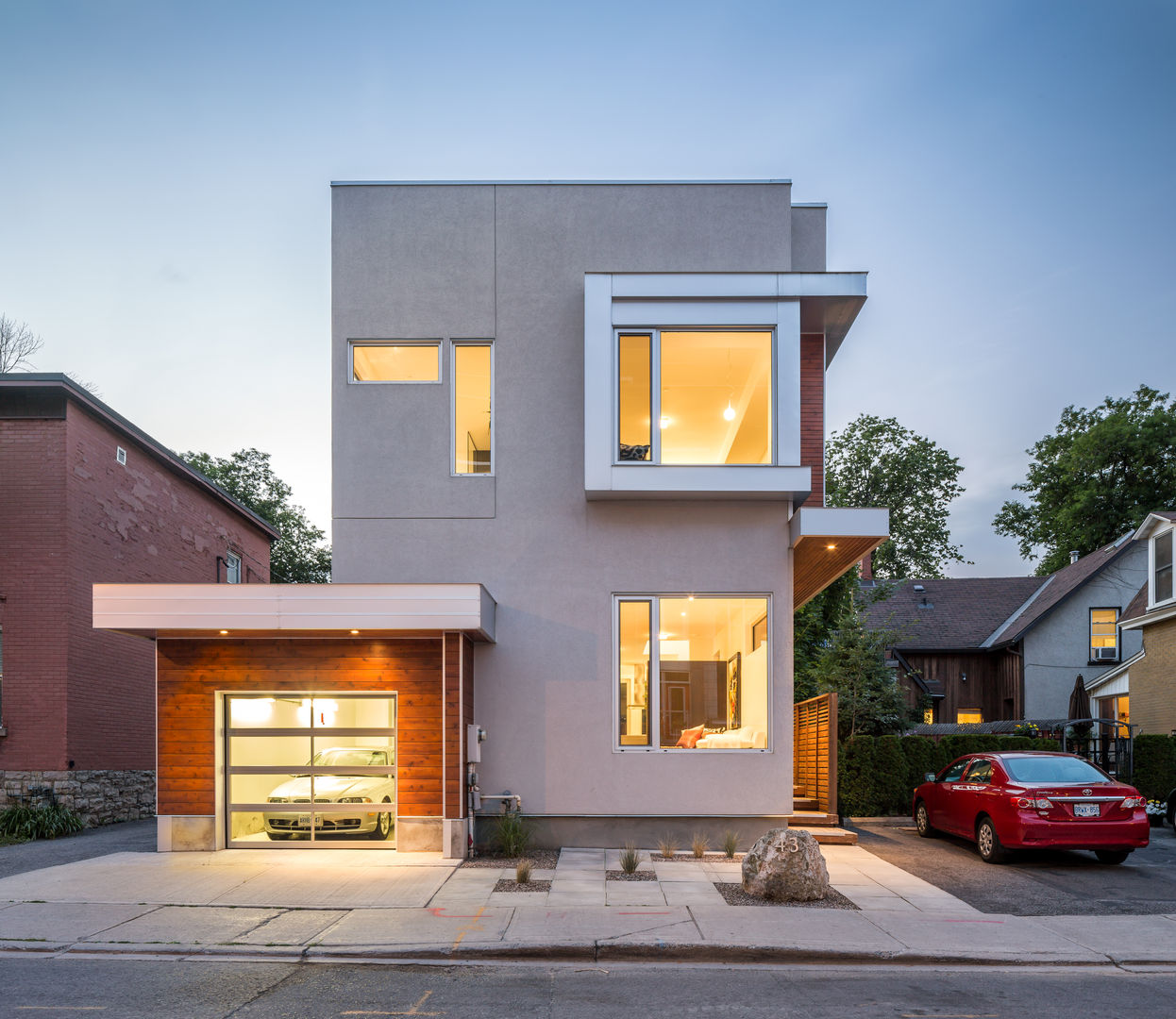 Fold Place, Linebox Studio Linebox Studio Modern houses Building,Sky,Property,Window,Plant,Wheel,Car,House,Vehicle,Tree