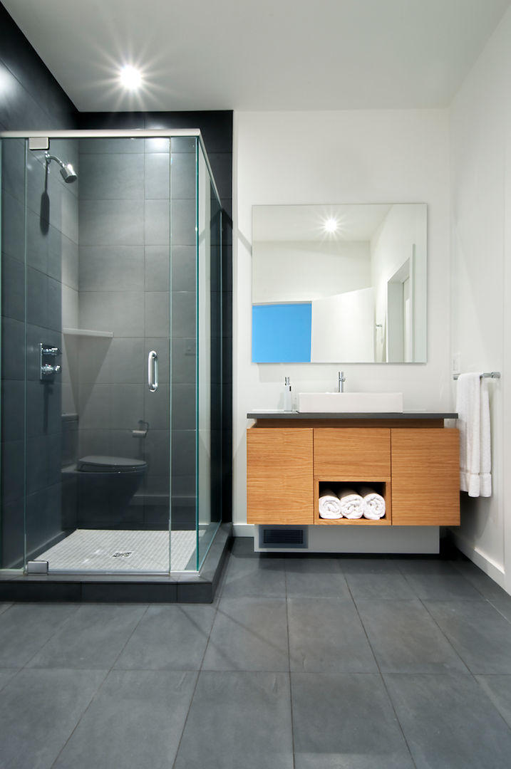 Fold Place, Linebox Studio Linebox Studio Modern style bathrooms