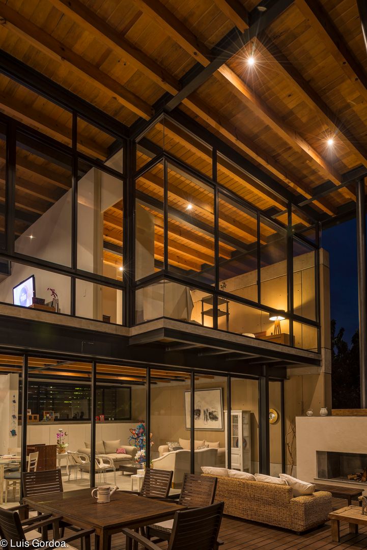 Casa ecologica Rancho Cortes, arquitecturalternativa arquitecturalternativa Modern Evler