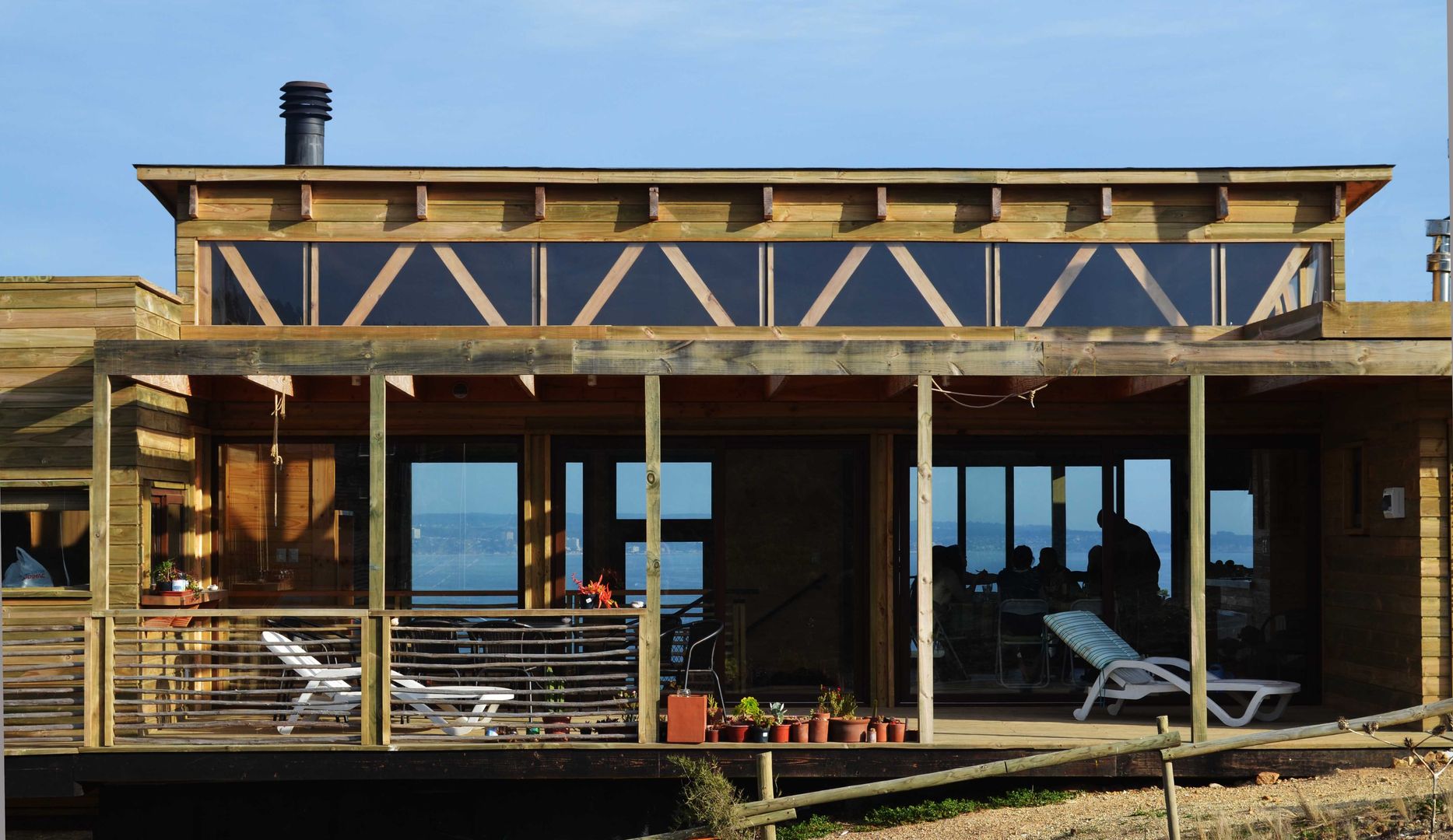 CASA TUNQUEN BLAC arquitectos Casas de estilo mediterráneo Madera Acabado en madera