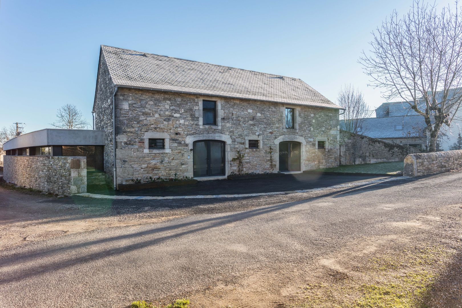 MAISON ONET l'EGLISE, Hugues Tournier Architecte Hugues Tournier Architecte บ้านและที่อยู่อาศัย