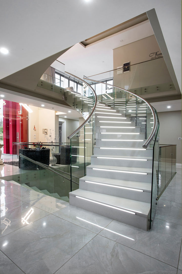 Ultra modern , FRANCOIS MARAIS ARCHITECTS FRANCOIS MARAIS ARCHITECTS Modern corridor, hallway & stairs