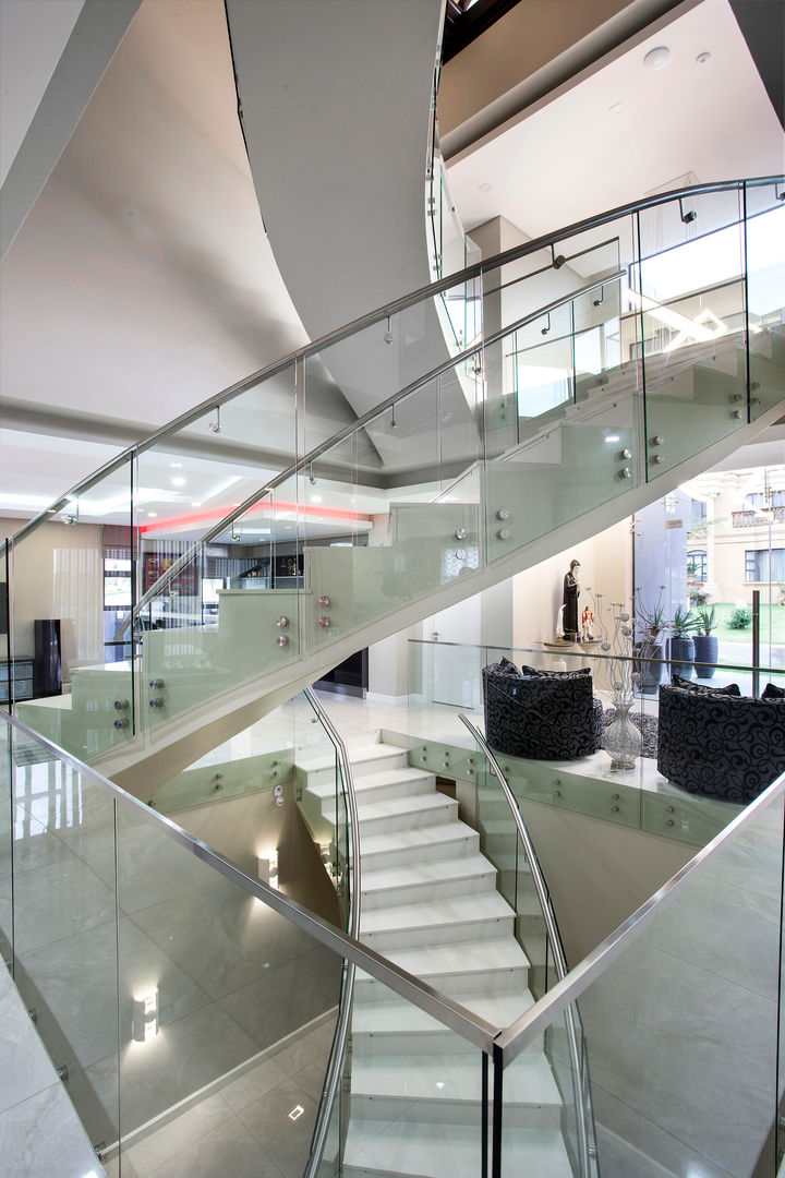 Ultra modern , FRANCOIS MARAIS ARCHITECTS FRANCOIS MARAIS ARCHITECTS Modern corridor, hallway & stairs