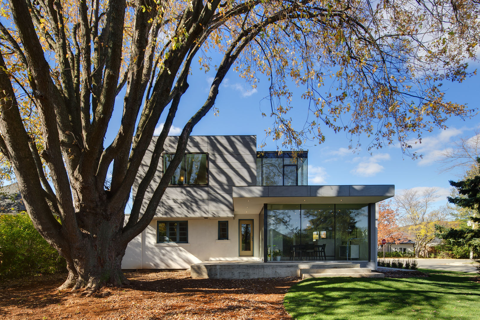 The Hambly House, dpai architecture inc dpai architecture inc Casas modernas