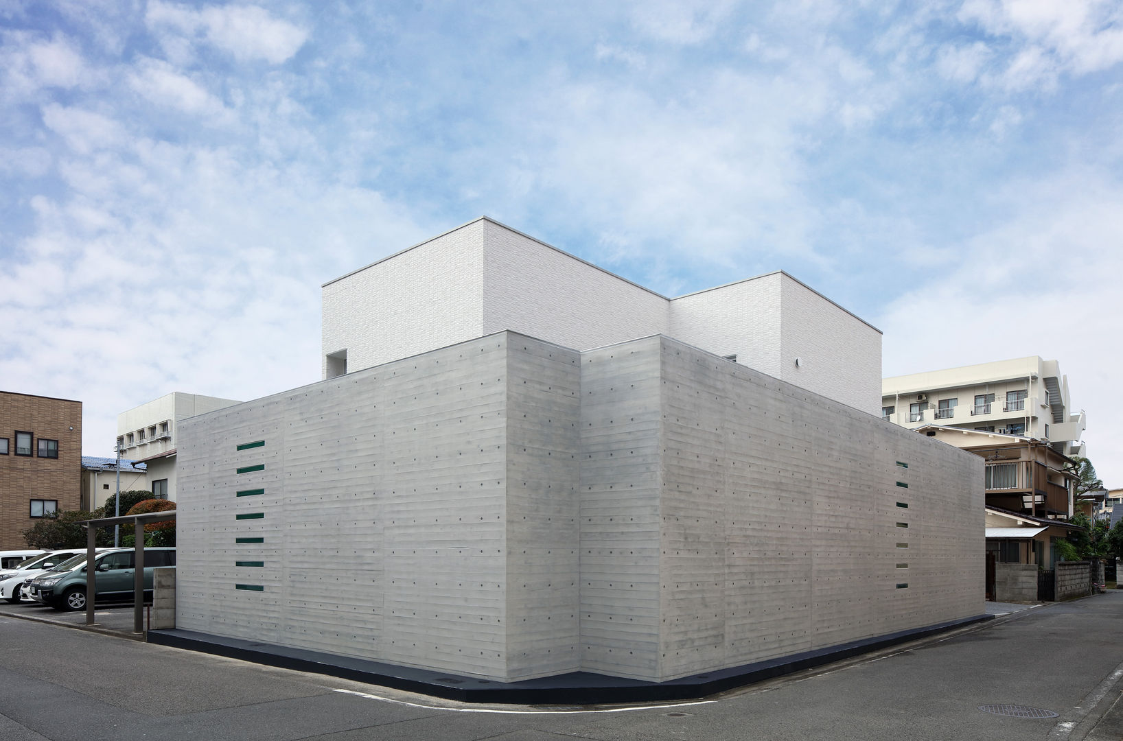 道後の家, 澤村昌彦建築設計事務所 澤村昌彦建築設計事務所 Asian style windows & doors Concrete