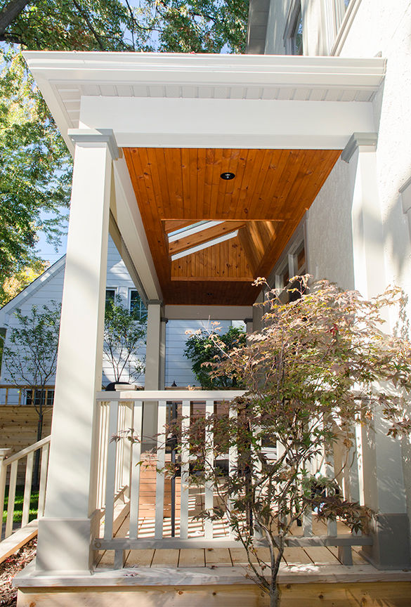 Westboro Carport + Deck, Jane Thompson Architect Jane Thompson Architect Casas clássicas Madeira Acabamento em madeira