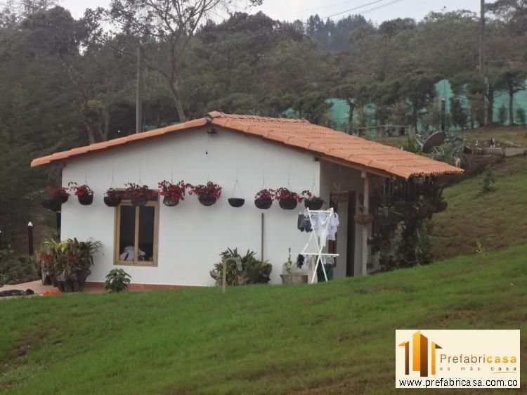 Casa Prefabricada en Bogota, PREFABRICASA PREFABRICASA Landelijke huizen