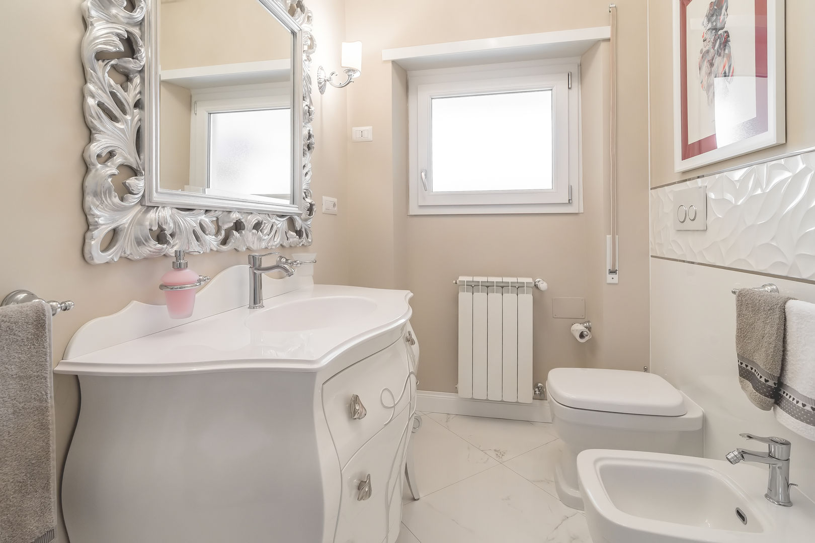 Ristrutturazione appartamento Roma: Nuova disposizione degli spazi, Facile Ristrutturare Facile Ristrutturare Classic style bathroom