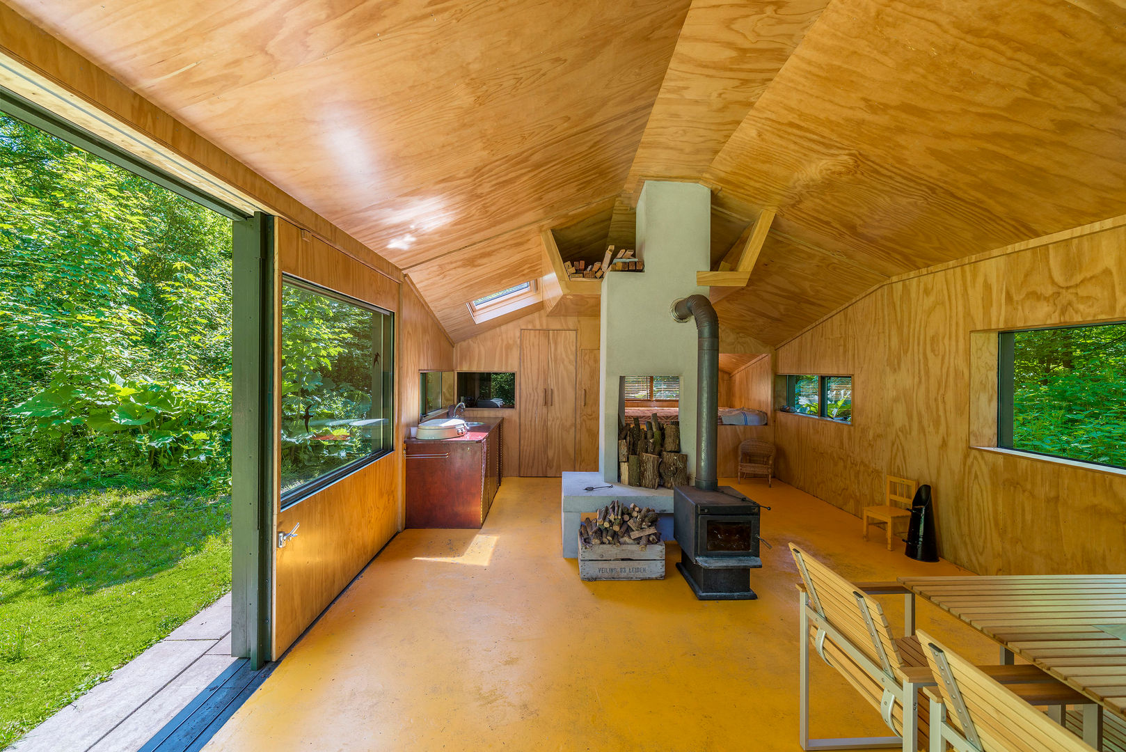 Thoreau's Cabin, cc-studio cc-studio Kitchen لکڑی Wood effect