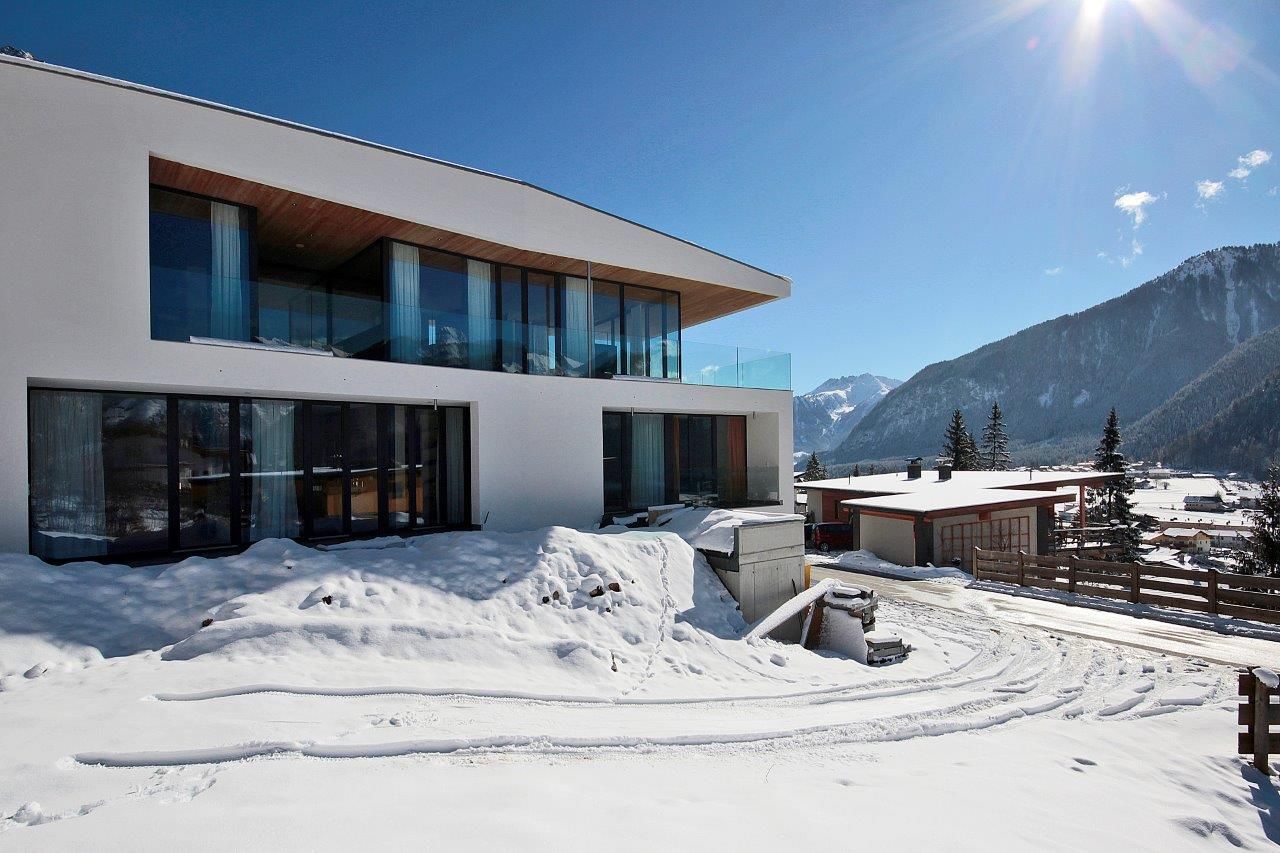 EINFAMILIENHAUS HND, BESTO ZT GMBH_ Architekt DI Bernhard Stoehr BESTO ZT GMBH_ Architekt DI Bernhard Stoehr Modern Houses