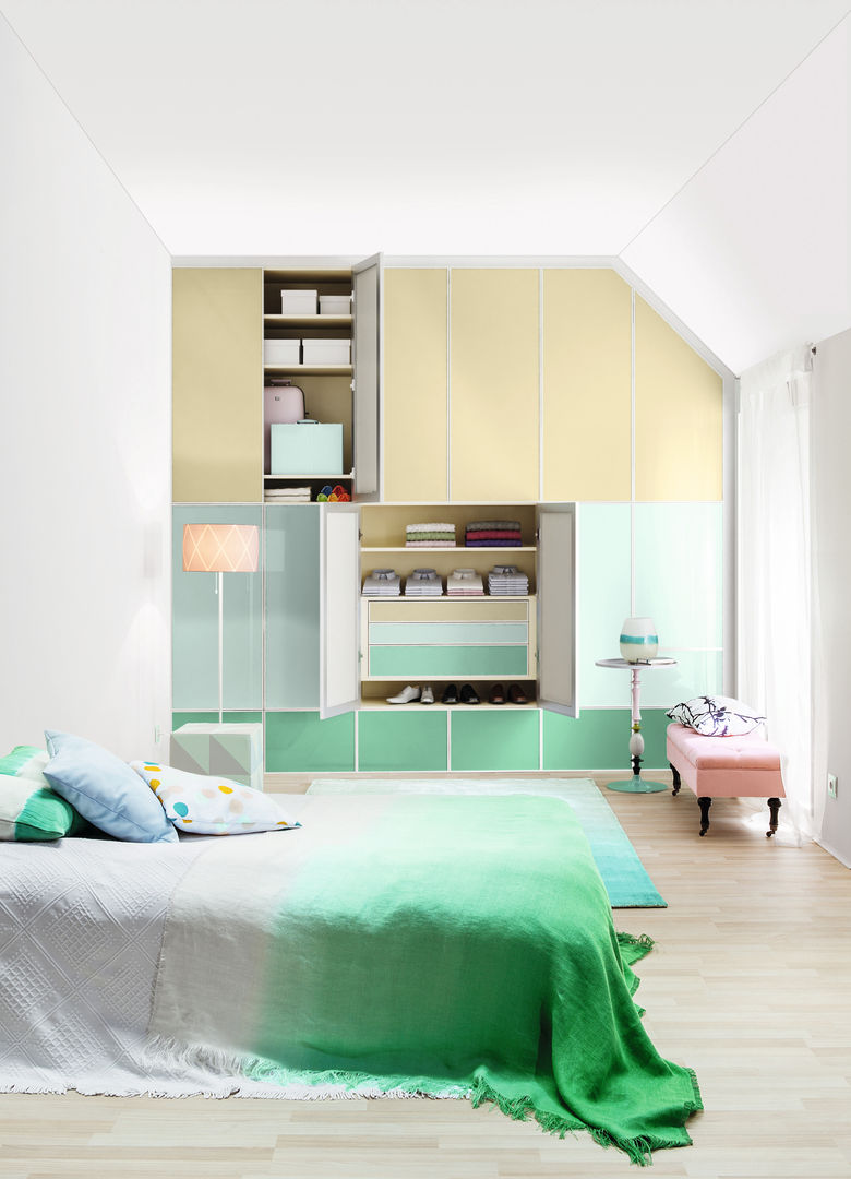 Çatı katı alanınızı genişletin, CABINET CABINET Moderne slaapkamers Glas Garderobe- & ladekasten