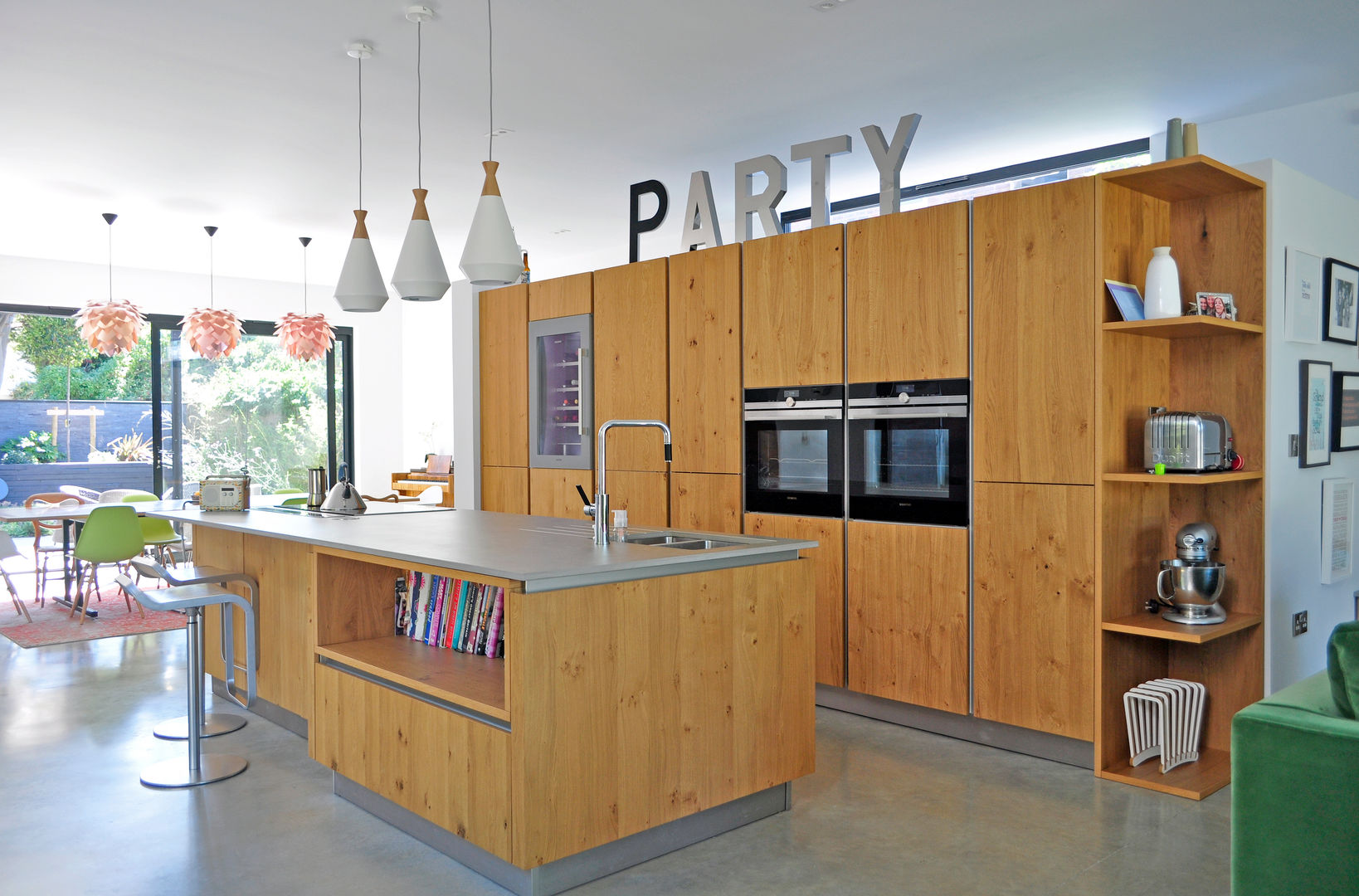 Kitchen ON architecture Modern style kitchen Bench tops