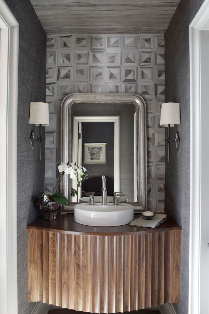 Ridgeview Showhouse, Christopher Architecture & Interiors Christopher Architecture & Interiors Bathroom