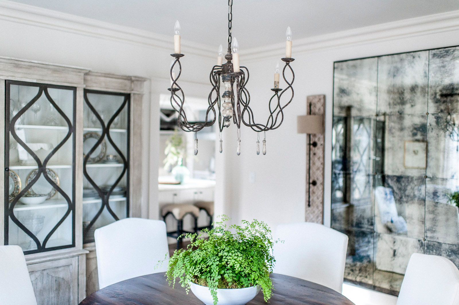 Spanish Colonial Interiors, Christopher Architecture & Interiors Christopher Architecture & Interiors Colonial style dining room