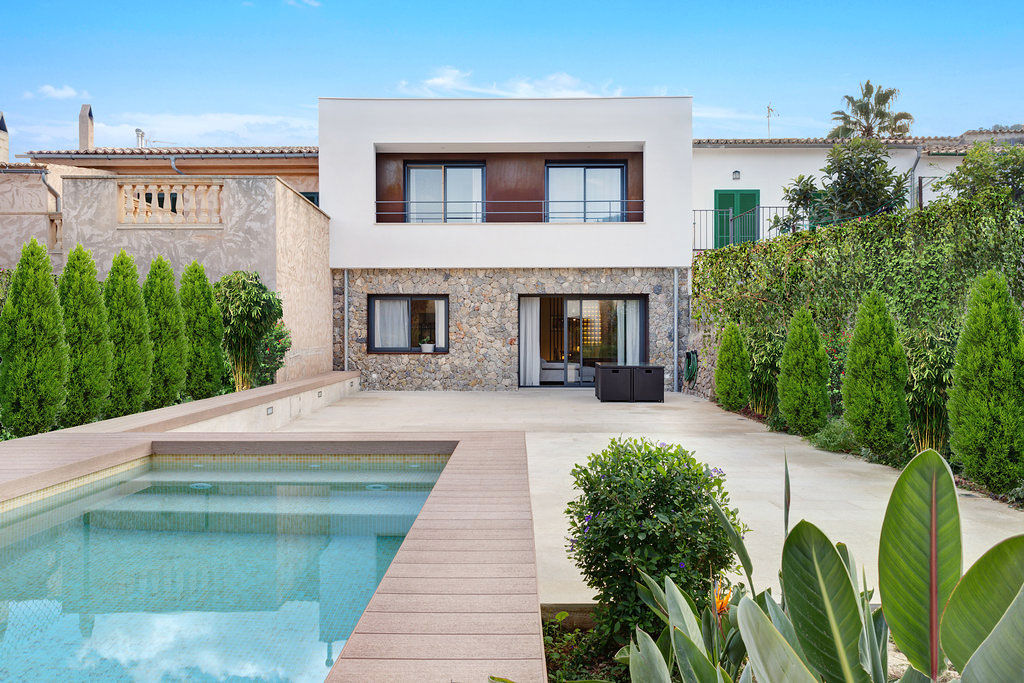 Blanca & Matteo House. Esporlas, Mallorca, JAIME SALVÁ, Arquitectura & Interiorismo JAIME SALVÁ, Arquitectura & Interiorismo Mediterranean style house Stone