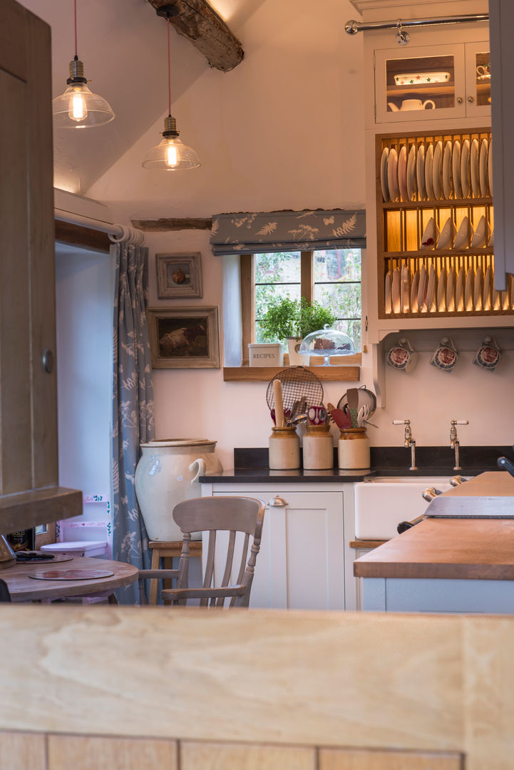 A cotswold dream, Auspicious Furniture Auspicious Furniture Kitchen