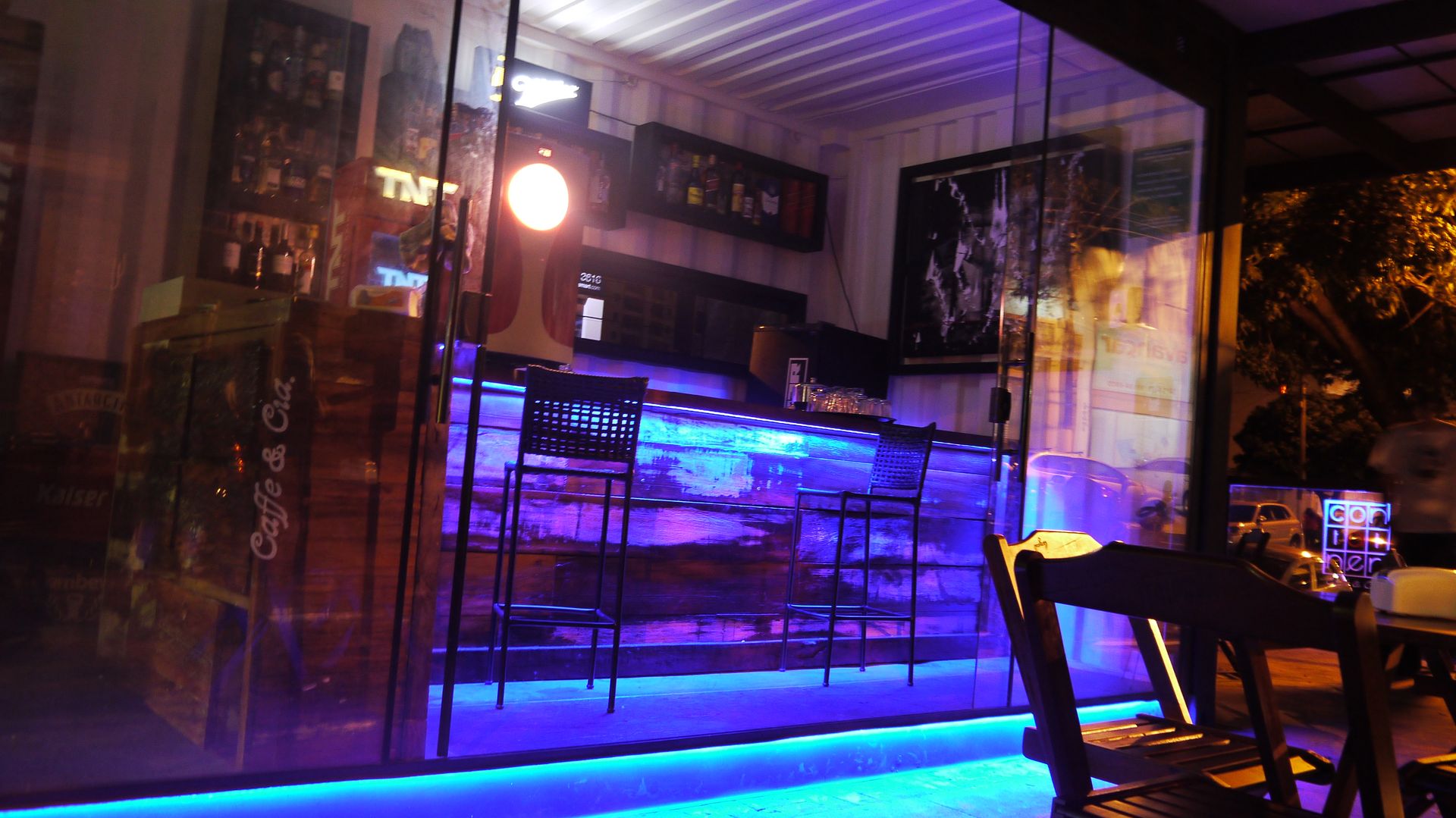 homify Espaces commerciaux Bars & clubs