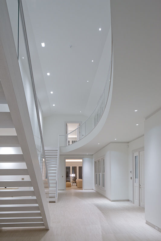 Dune House, SA-DA Architecture SA-DA Architecture Modern Corridor, Hallway and Staircase