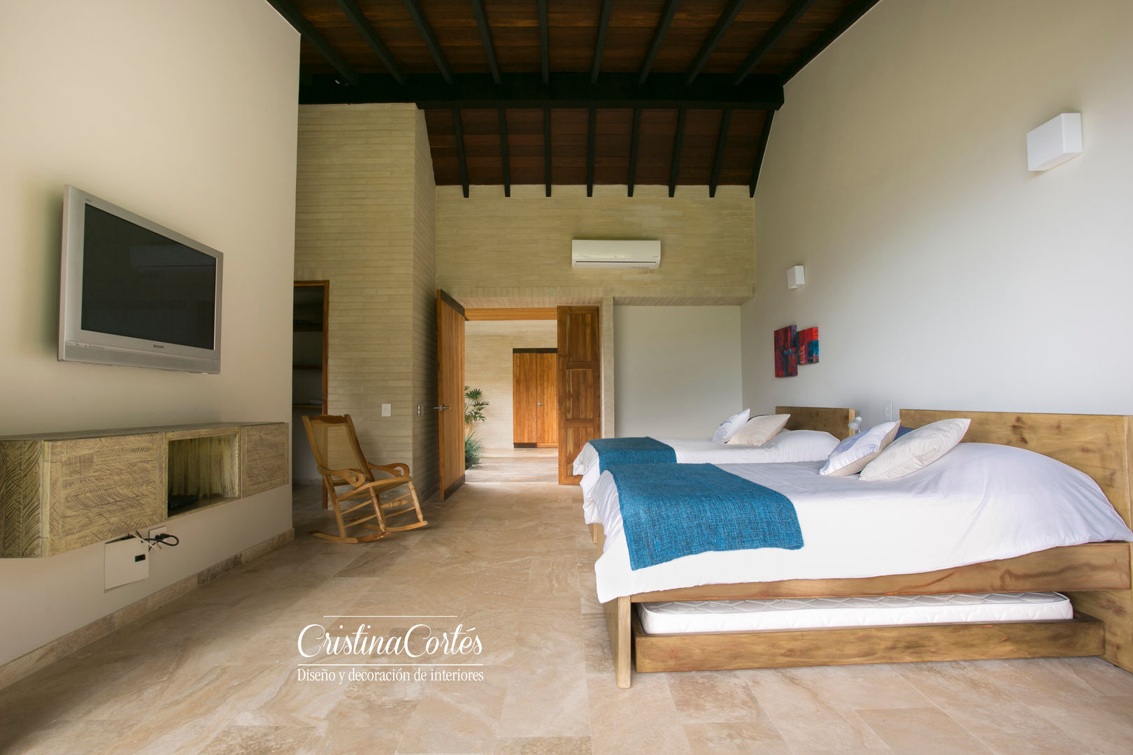 Finca Bolombolo, Cristina Cortés Diseño y Decoración Cristina Cortés Diseño y Decoración غرفة نوم ديكورات واكسسوارات