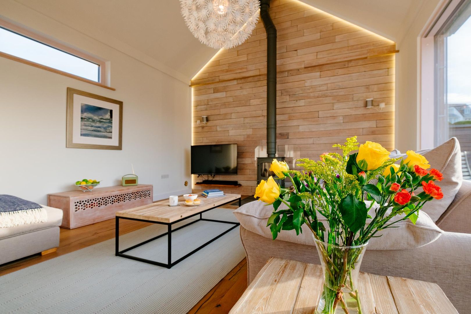 Treasure House, Polzeath | Cornwall, Perfect Stays Perfect Stays Rustic style living room Lighting,wooden clad,living room,light,holiday home,beach house