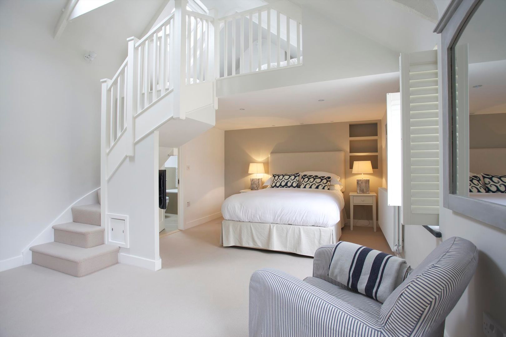 homify Dormitorios de estilo ecléctico Bedroom,staircase,grey,lighting,holiday home,luxury