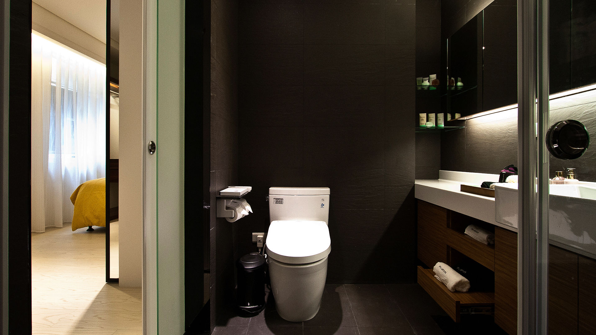 BRAVO INTERIOR DESIGN & DECO JIA STYLE 璞碩室內裝修設計工程有限公司 Modern bathroom