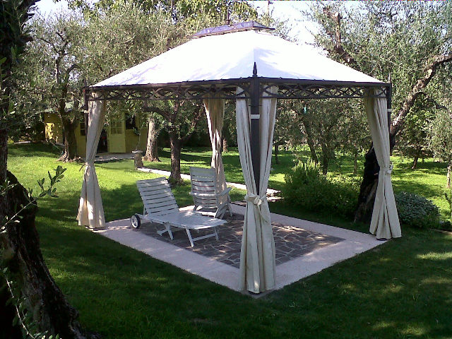 Gazebo rettangolare in ferro Arredo urbano service srl Giardino classico Ferro / Acciaio gazebo,arredamento da giardino,arredo,ferro