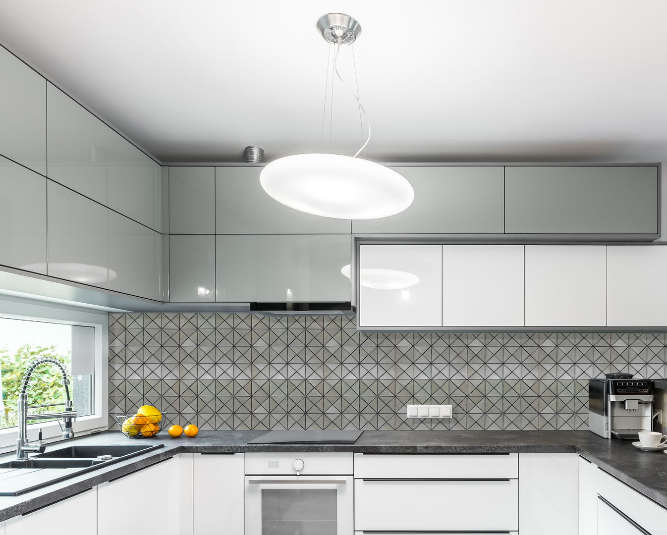 Backsplash Tile Design Ideas , Elalux Tile Elalux Tile 모던스타일 주방 철 / 철강