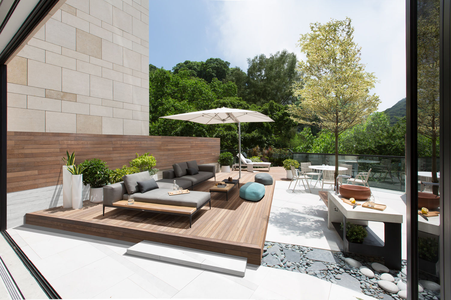 Grigio Cosmo, Sensearchitects Limited Sensearchitects Limited Jardines modernos Madera Acabado en madera