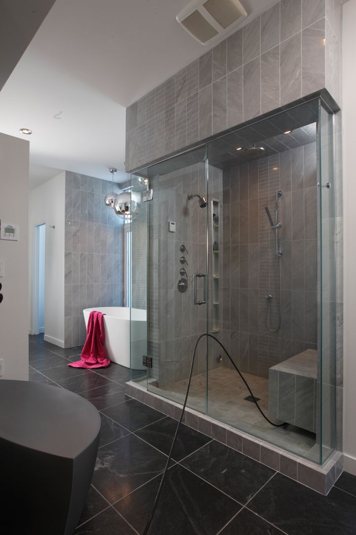 ZT Residence Interiors , Unit 7 Architecture Unit 7 Architecture Modern style bathrooms