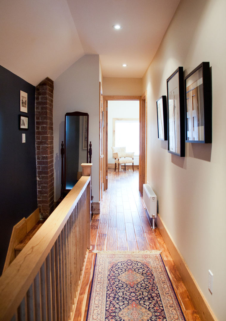 Brock Street Renovation, Solares Architecture Solares Architecture Modern Corridor, Hallway and Staircase