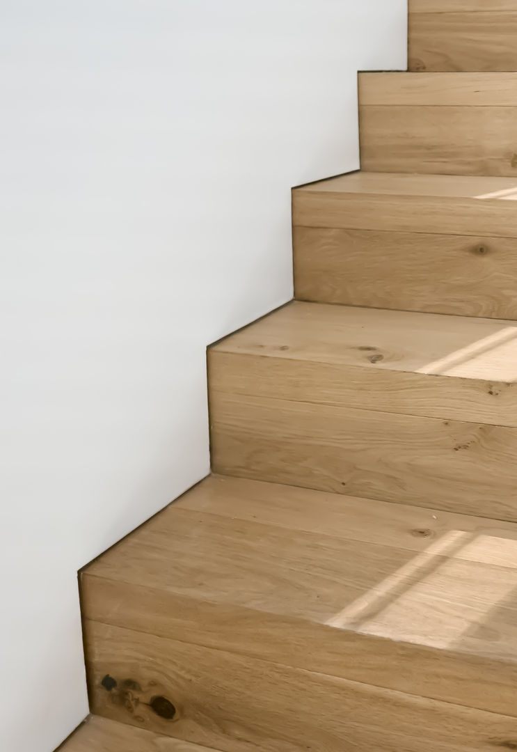 Just Stairs homify Modern corridor, hallway & stairs Wood Wood effect stairs,mimimal,shadow gap,simple,clean,oak,rustic oak,white