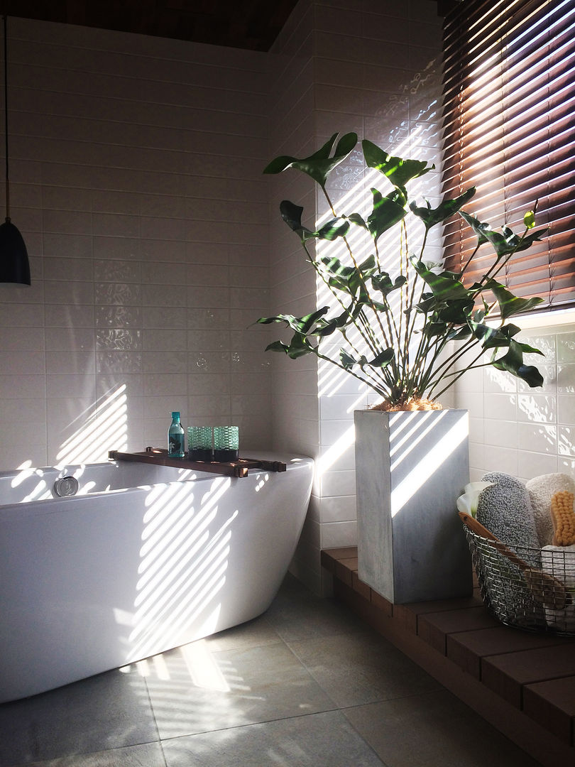 Plants/L, （有）ハートランド （有）ハートランド Phòng tắm phong cách châu Á