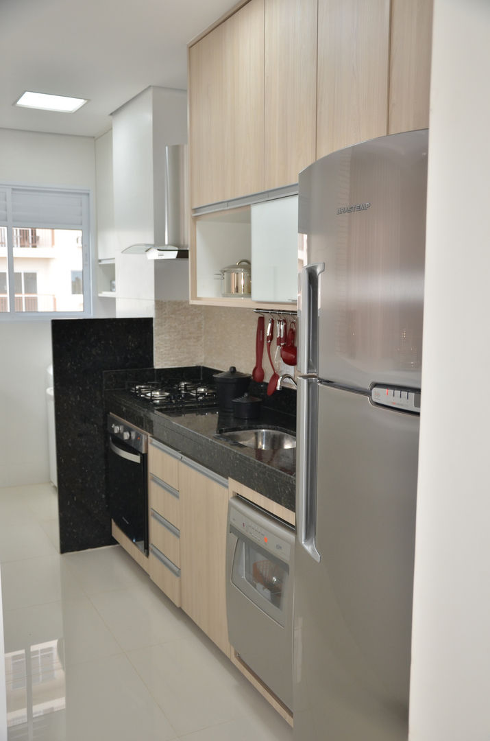 Sala e Cozinha de Apartamento, Paula Ferro Arquitetura Paula Ferro Arquitetura مطبخ MDF