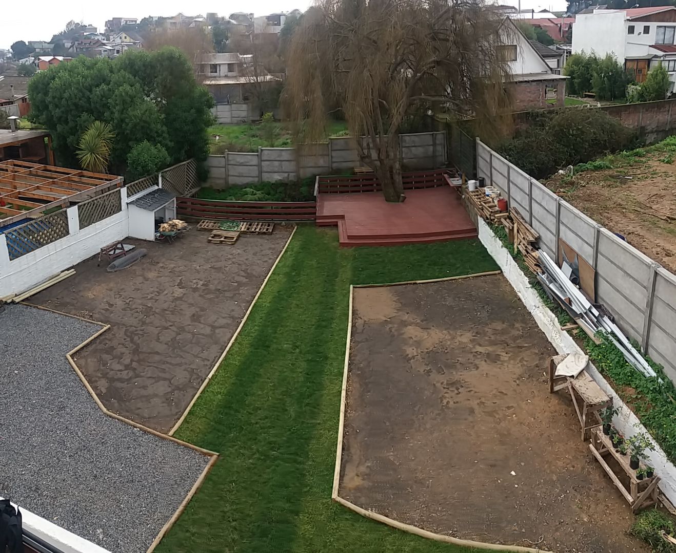 Rehabilitación de vivienda en la localidad de Penco, ARQUITECTURA E INGENIERIA PUNTAL LIMITADA ARQUITECTURA E INGENIERIA PUNTAL LIMITADA Jardins ecléticos