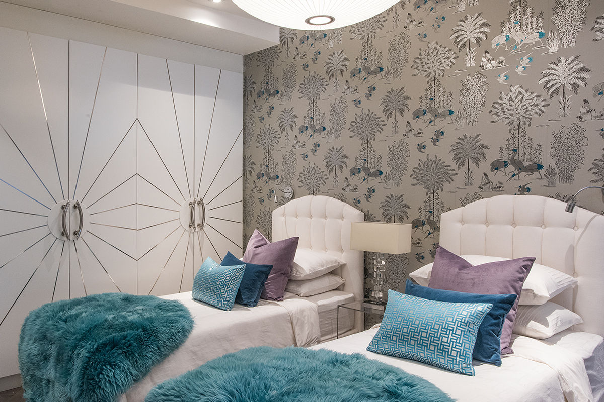 Lavander Luxe, Design Intervention Design Intervention Modern style bedroom