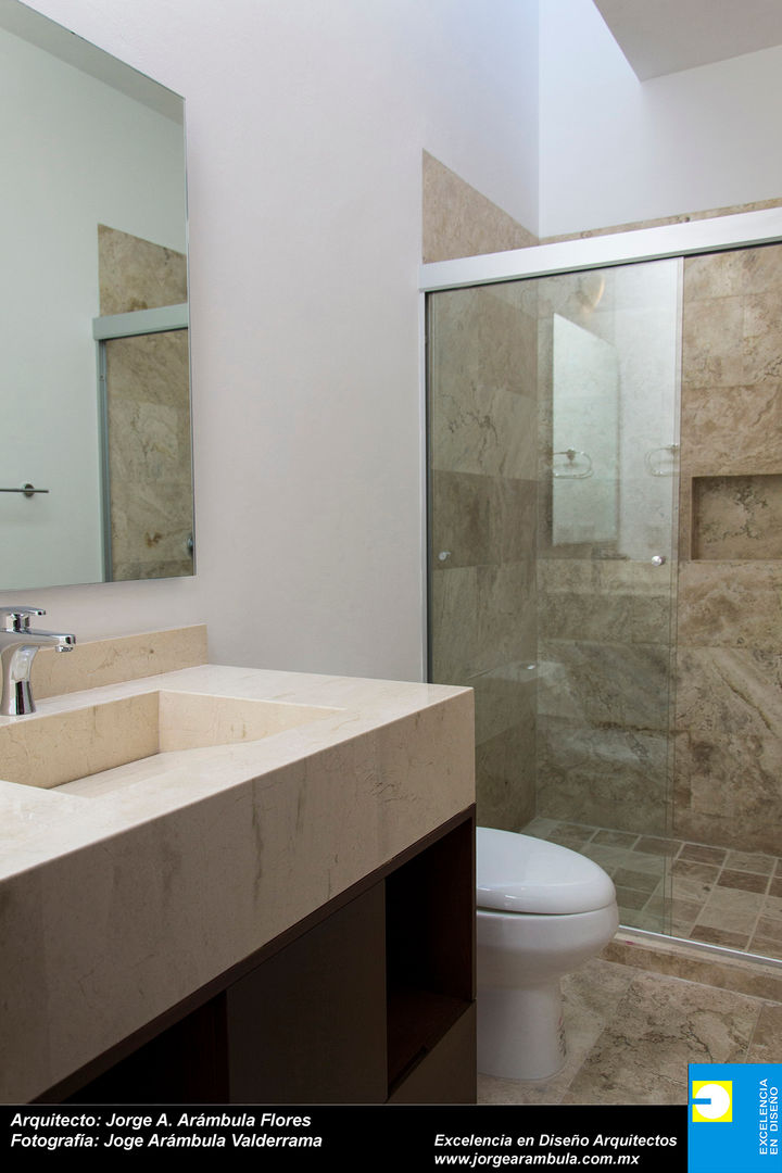 RESIDENCIA GACO, Excelencia en Diseño Excelencia en Diseño Minimalist style bathroom Marble