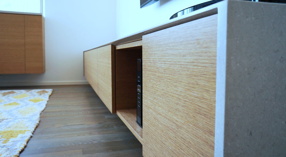 Brooklyn Gut Renovation , Atelier036 Atelier036 Living room لکڑی Wood effect TV stands & cabinets