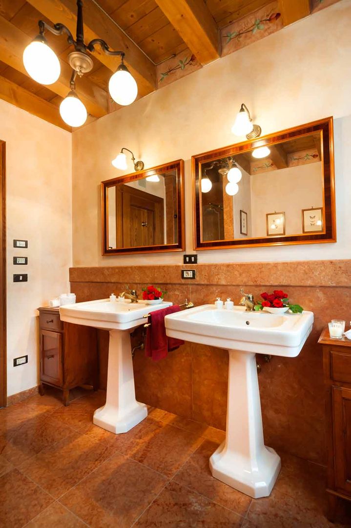 COL SANDAGO, STUDIO CERON & CERON STUDIO CERON & CERON Bathroom