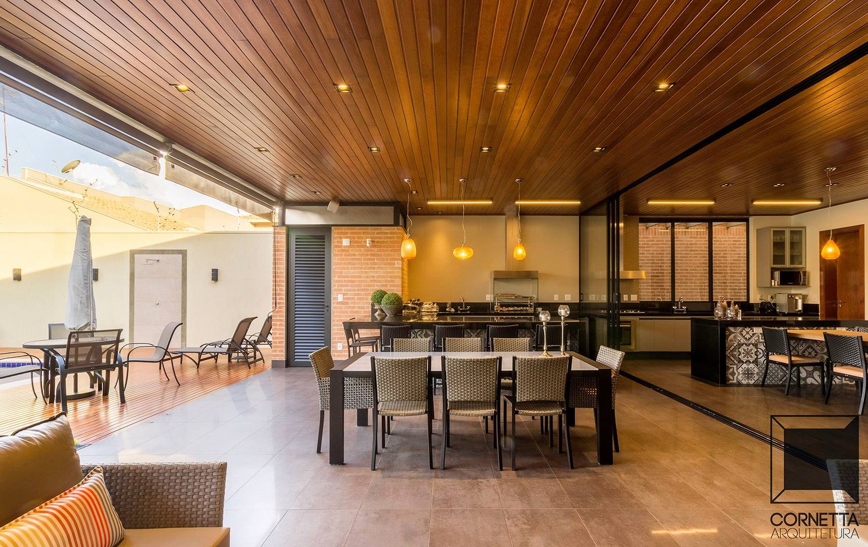 CASA TF, Cornetta Arquitetura Cornetta Arquitetura منازل