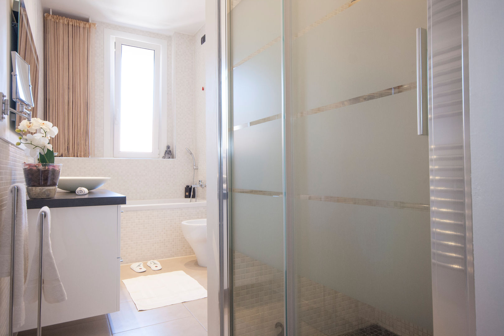 Ristrutturazione appartamento Milano, DemianStagingDesign DemianStagingDesign Modern bathroom