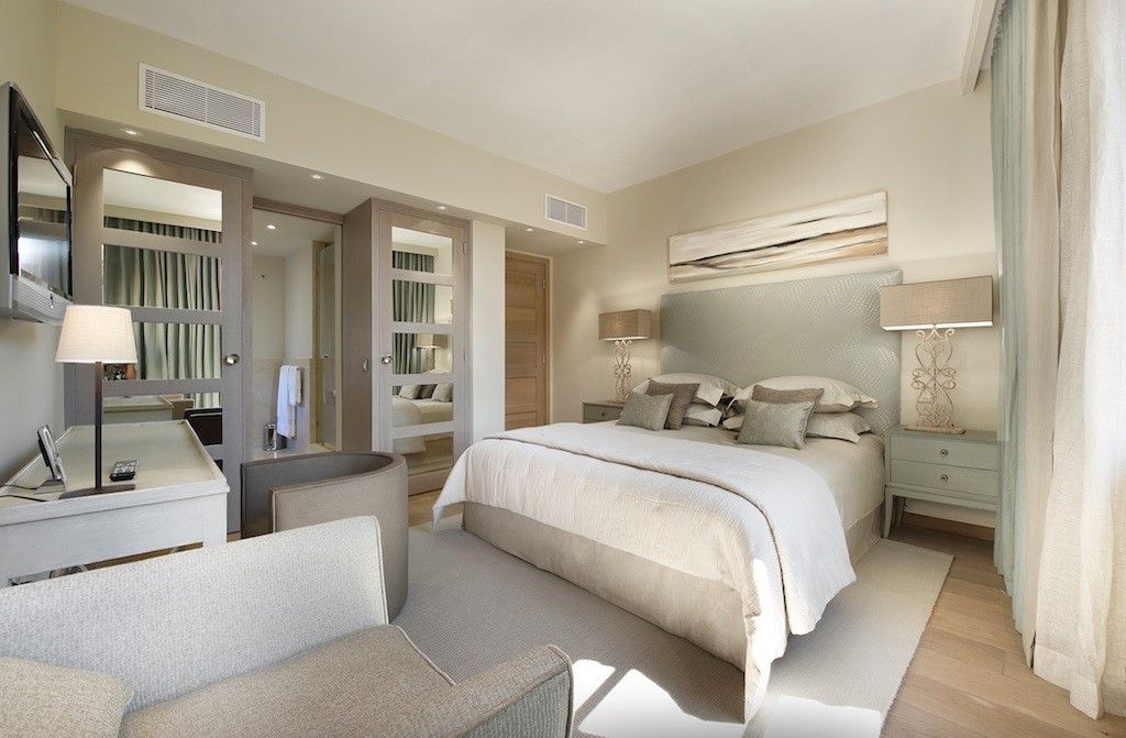 Bedroom MN Design Modern Yatak Odası Yataklar & Yatak Başları