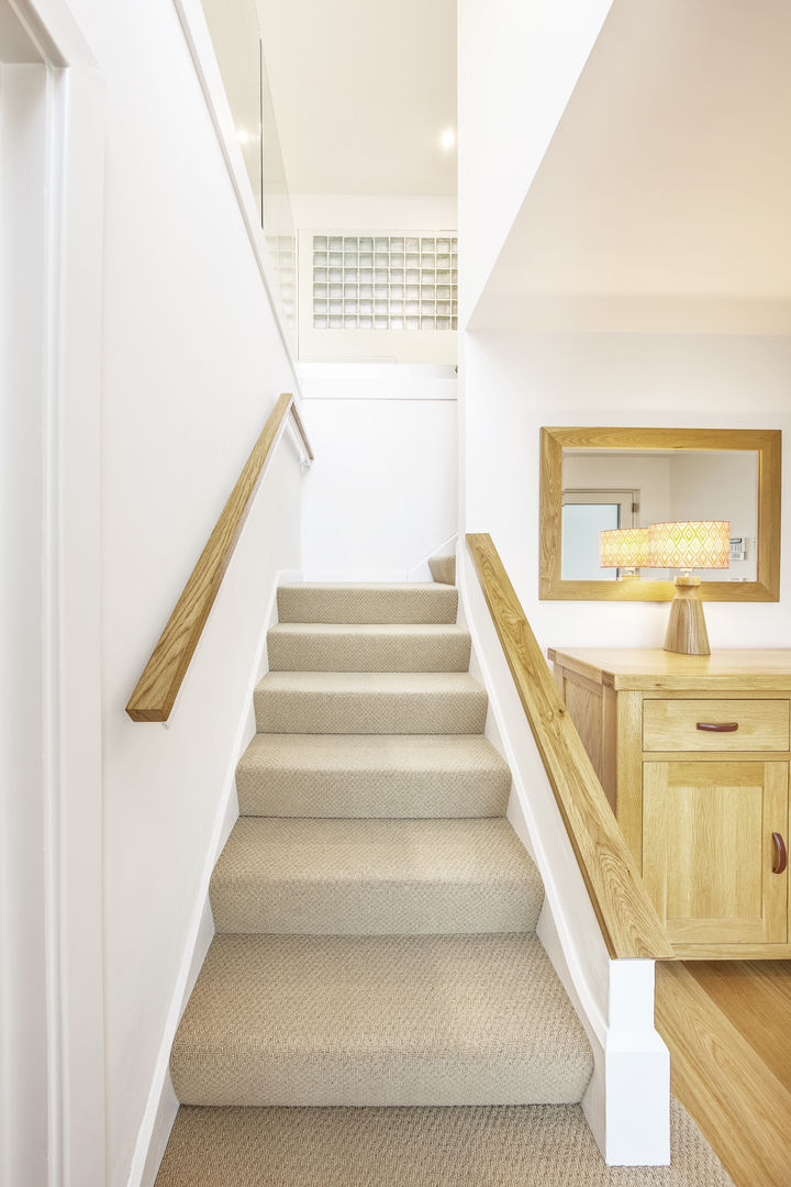 Poplar Road, Adam Knibb Architects Adam Knibb Architects Modern Corridor, Hallway and Staircase