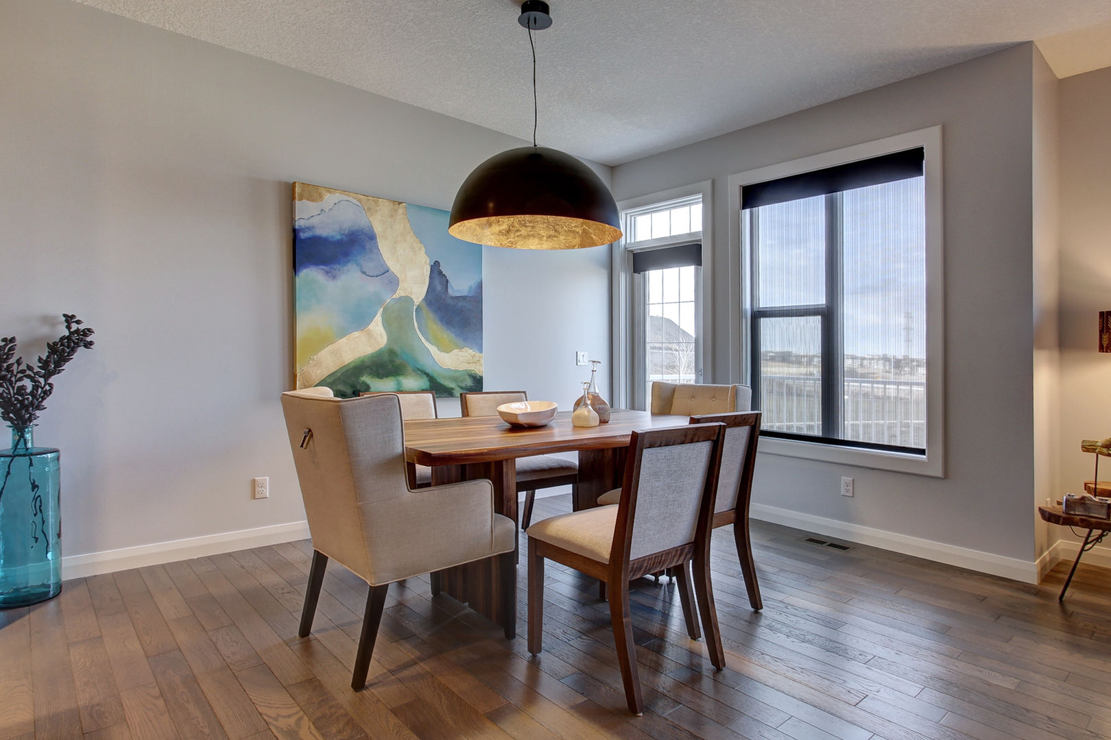 354 Sherwood Blvd, Sonata Design Sonata Design Modern dining room Table,Furniture,Plant,Chair,Azure,Wood,Window,Interior design,Flooring,Floor