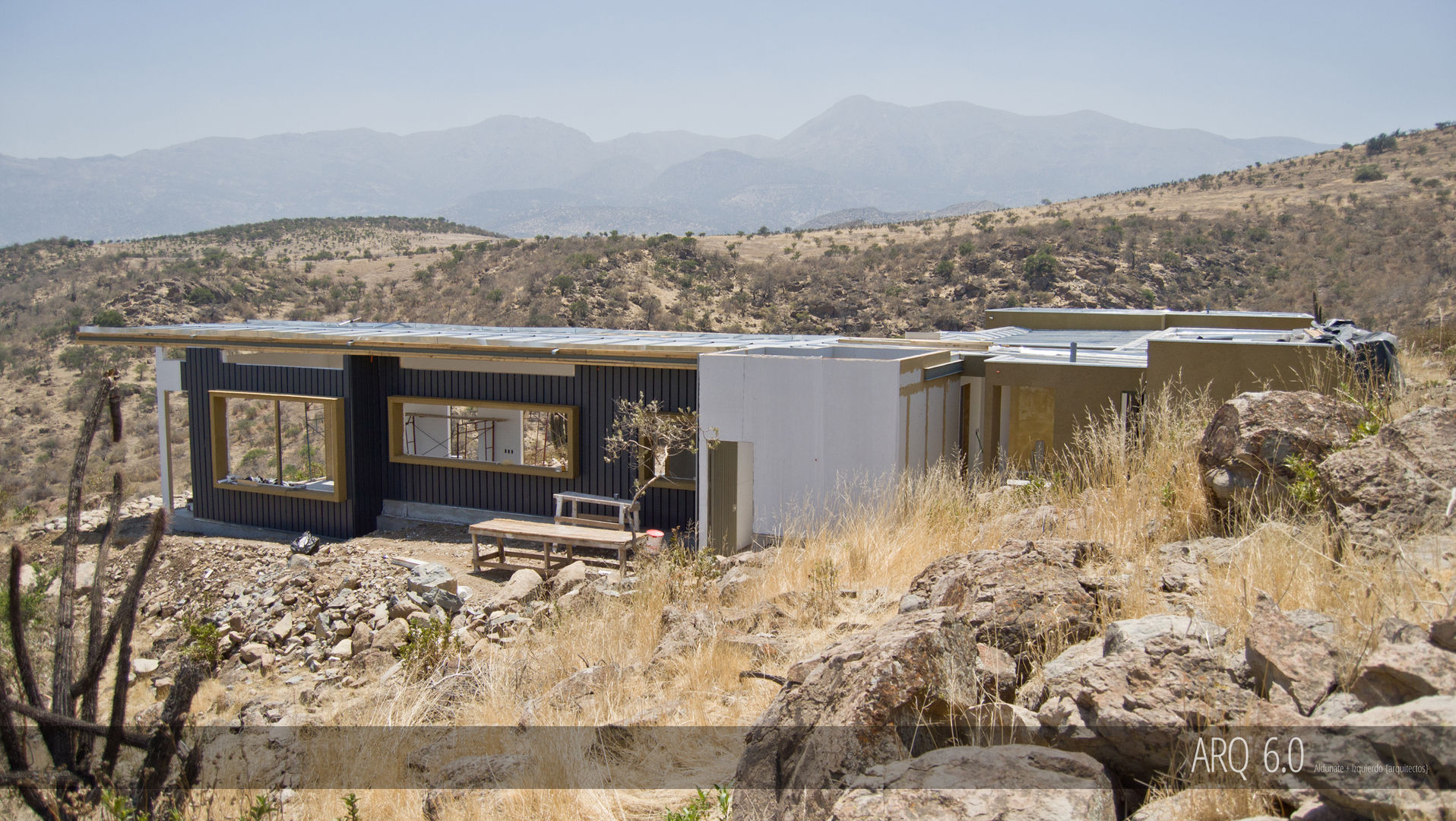 Casa Sotomayor homify Casas modernas: Ideas, imágenes y decoración Metal
