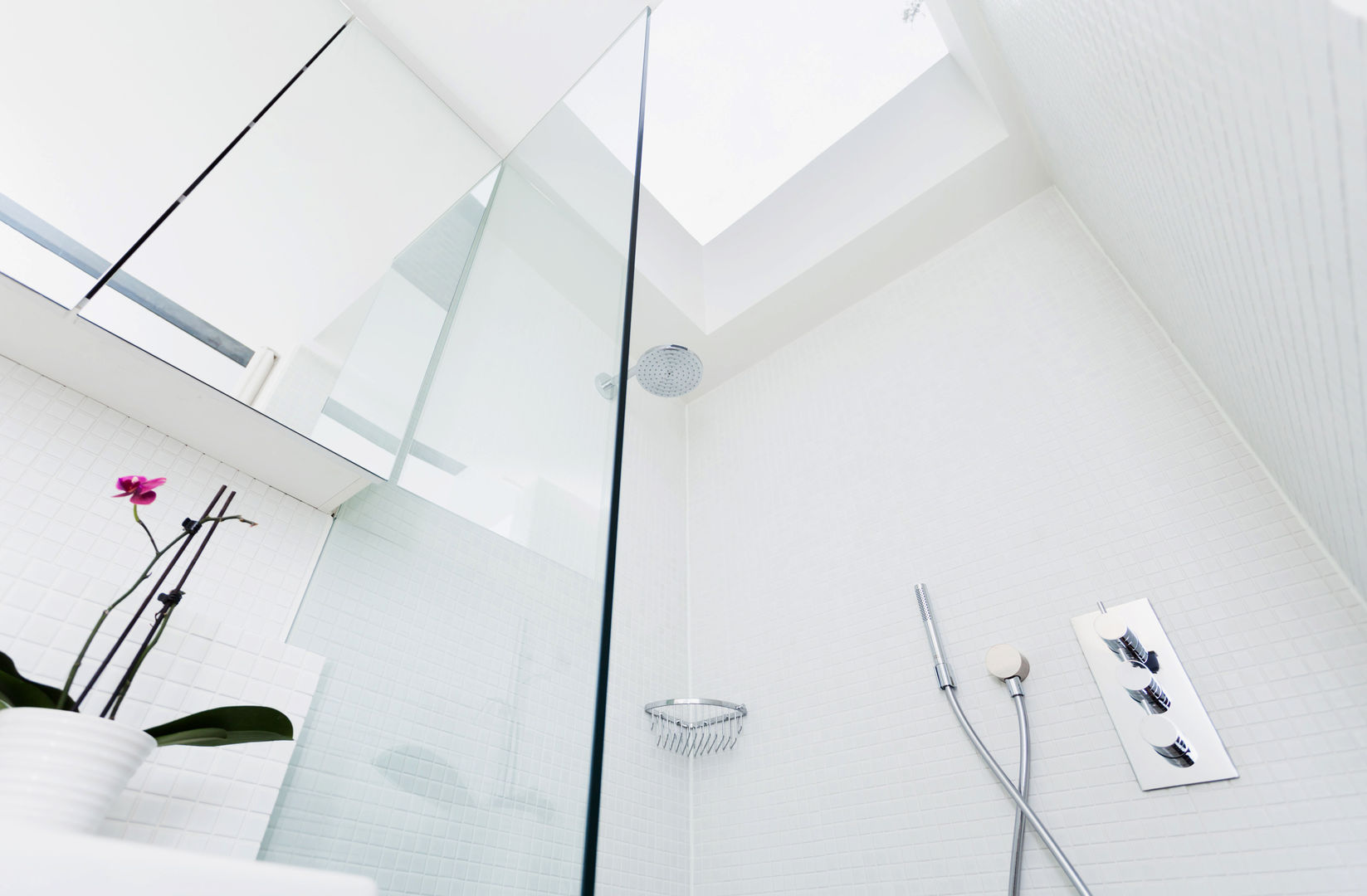 Extension & House Renovation SW18 - London, Diamond Constructions Ltd Diamond Constructions Ltd Modern bathroom